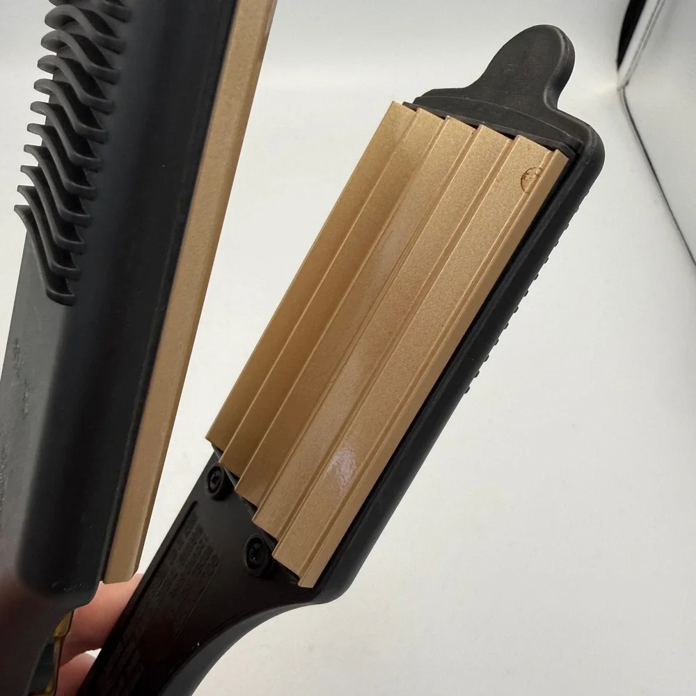Gold N Hot GH3013 Professional Hair Crimper Gold Plates Black GH3013 120V 1.4A
